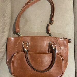 Elegant Brown Leather Handbag